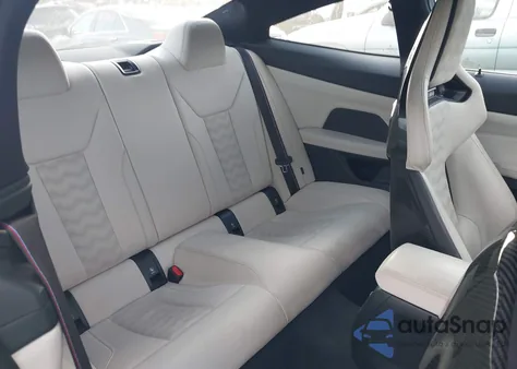 2025 BMW M4 Competition xDrive z USA, uszkodzony, nr VIN WBS33HK06SCS09205